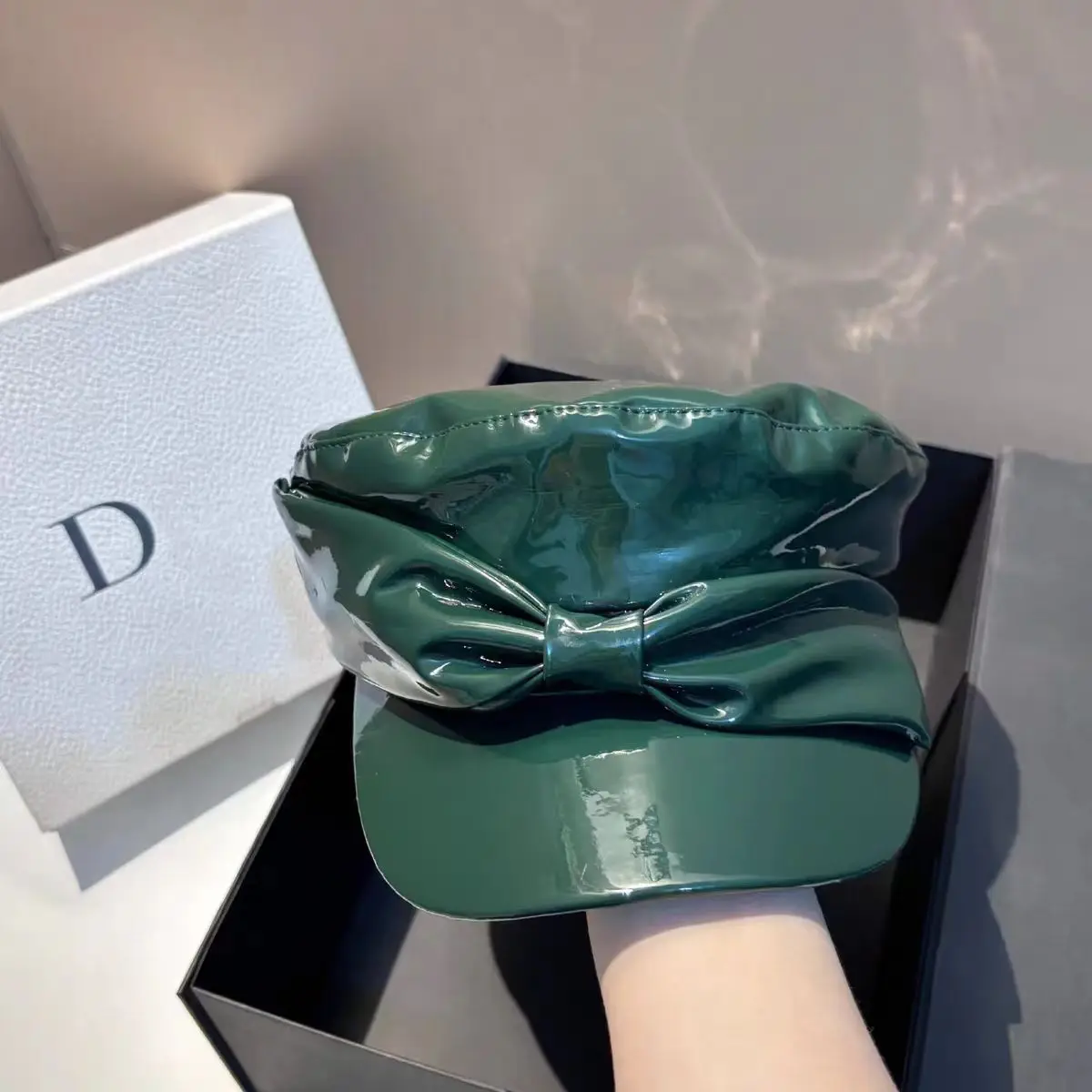 Woman Leather Octagonal Cap  New  Fashion High Quality Design Sense All-Matching octagon Caps British Style flat cap Bow Cap