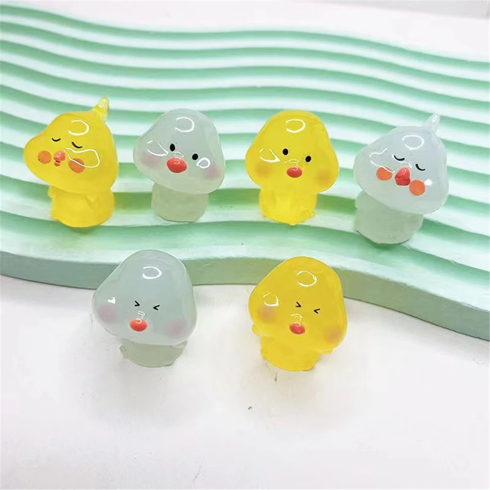 3pcs/set Yellow White Chick Doll Figurines Miniature Fairy House Ornament Terrarium Room Decor Hen Micro Luminous Animals Statue