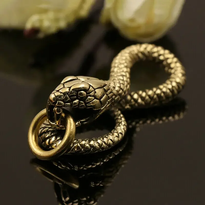 Solid Brass Belt Hook Retro Snake Shape Keychain fob Clip Key Ring Wallet Key Chain with 11mm O ring Charm Pendant Decor Gift