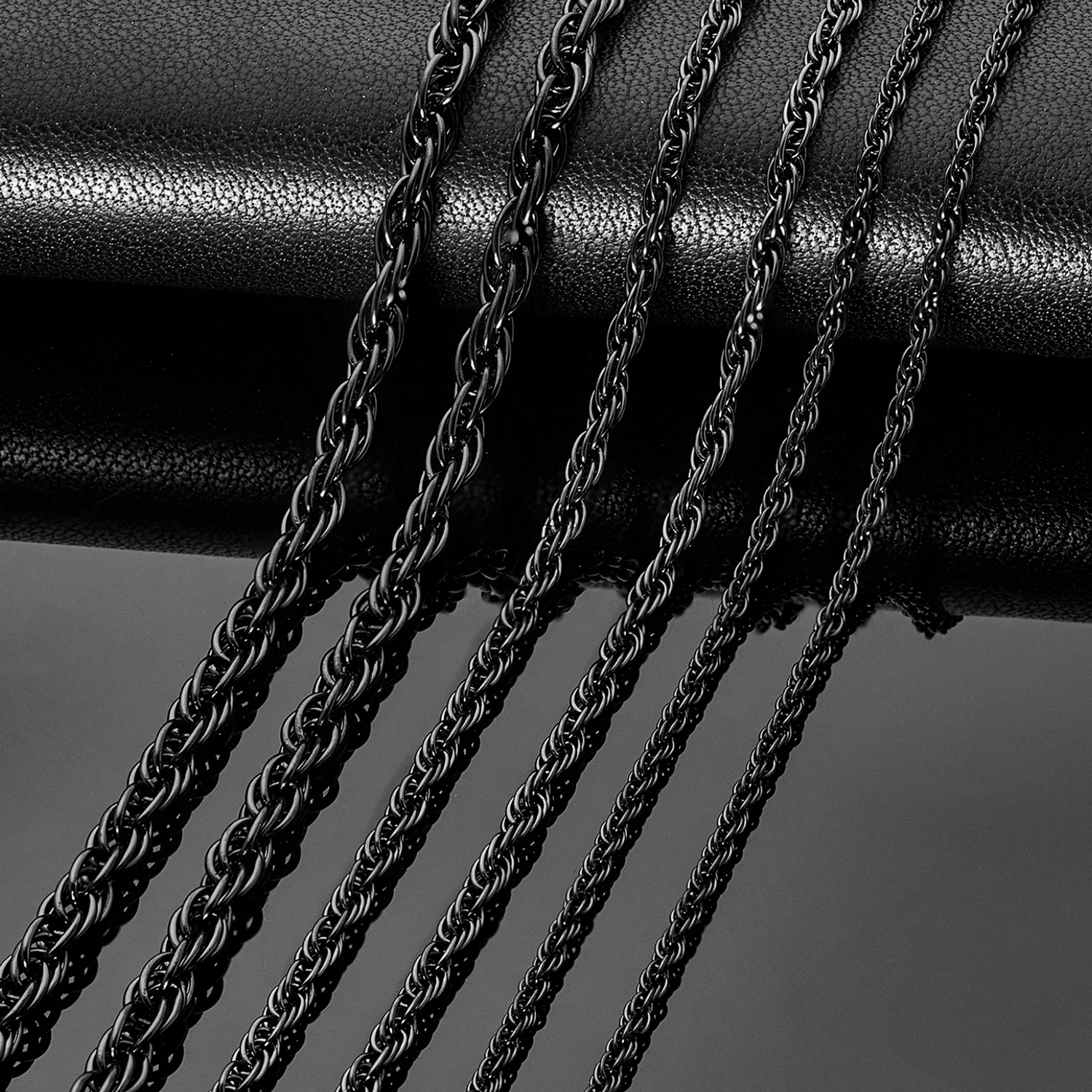 Mehrgrößen Wasserdichte Edelstahl-Halskette mit Gedrehten Anhängern, Vielseitige Schlüsselbeinkette für Männer und Frauen – Detail 3