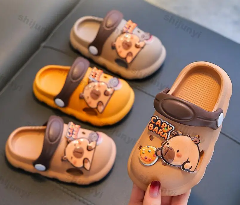 Capybara Summer Children's Sandals EVA Girls' Anti Slip Soft Sole Breathable Beach Shoes Boys' Cartoon Cute Outdoor Slippers