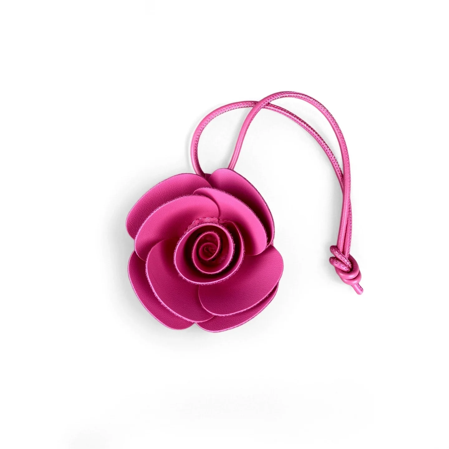 5 Farben Handgefertigter PU-Leder Kamelien-Blumen-Schlüsselanhänger/Taschenanhänger – Sommer-Strand-Feeling/Geschenk – Auto-/Taschen-Accessoire/Deko-Schlüsselanhänger für Sie – Detail 11