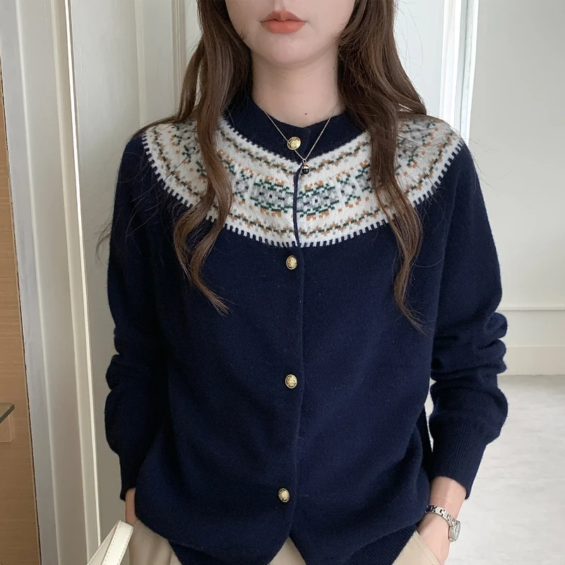 

Осень-зима 2022, новый вязаный кардиган из шелковой шерсти, модный универсальный маленький ароматный стиль, свободный женский кардиган с длинными рукавами