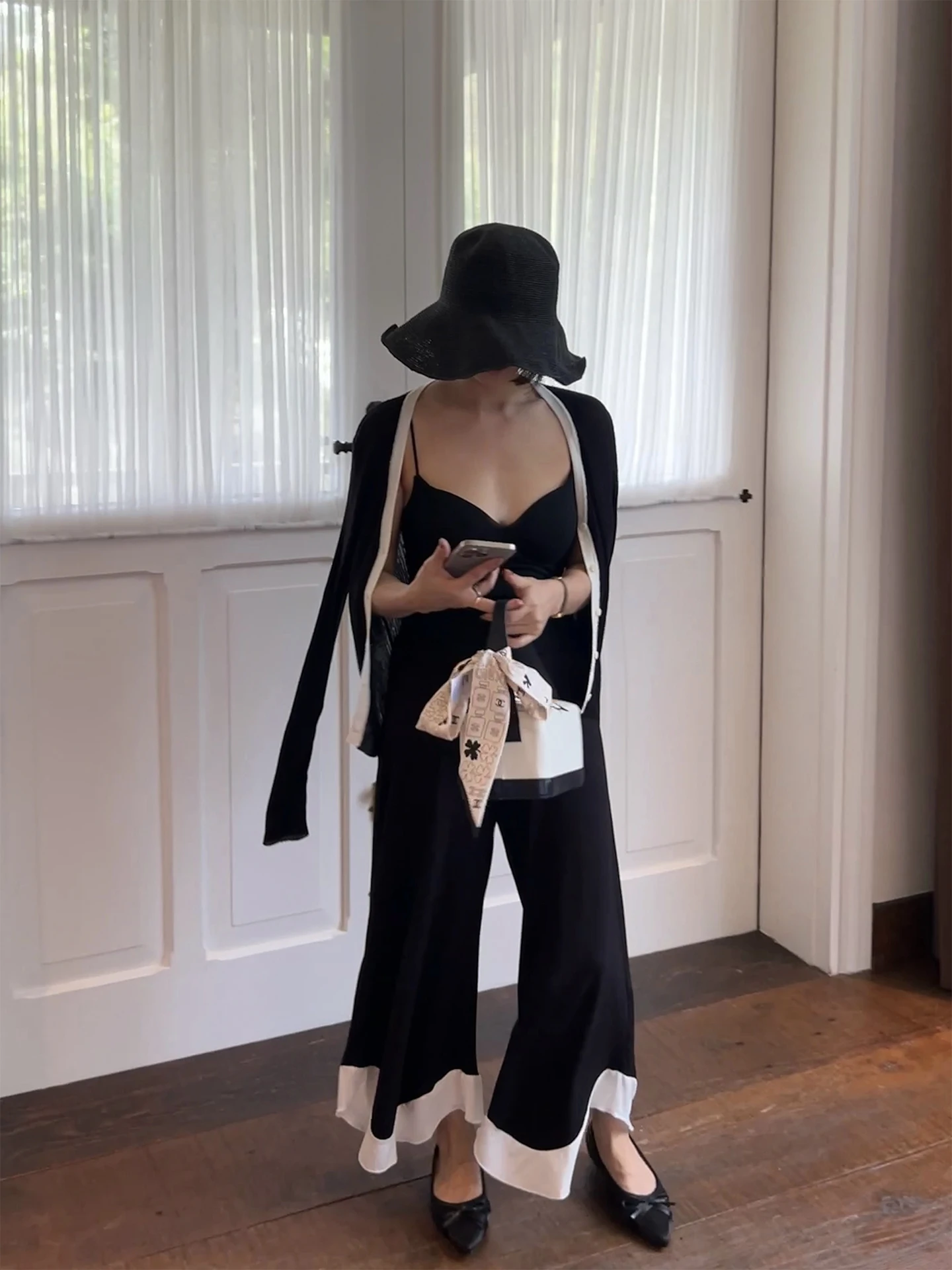 

Secret Dindi Petal Print Loose Fit High Waist Wide Leg Pants Women's Casual Trousers Bla White Color Blo Summer Sle