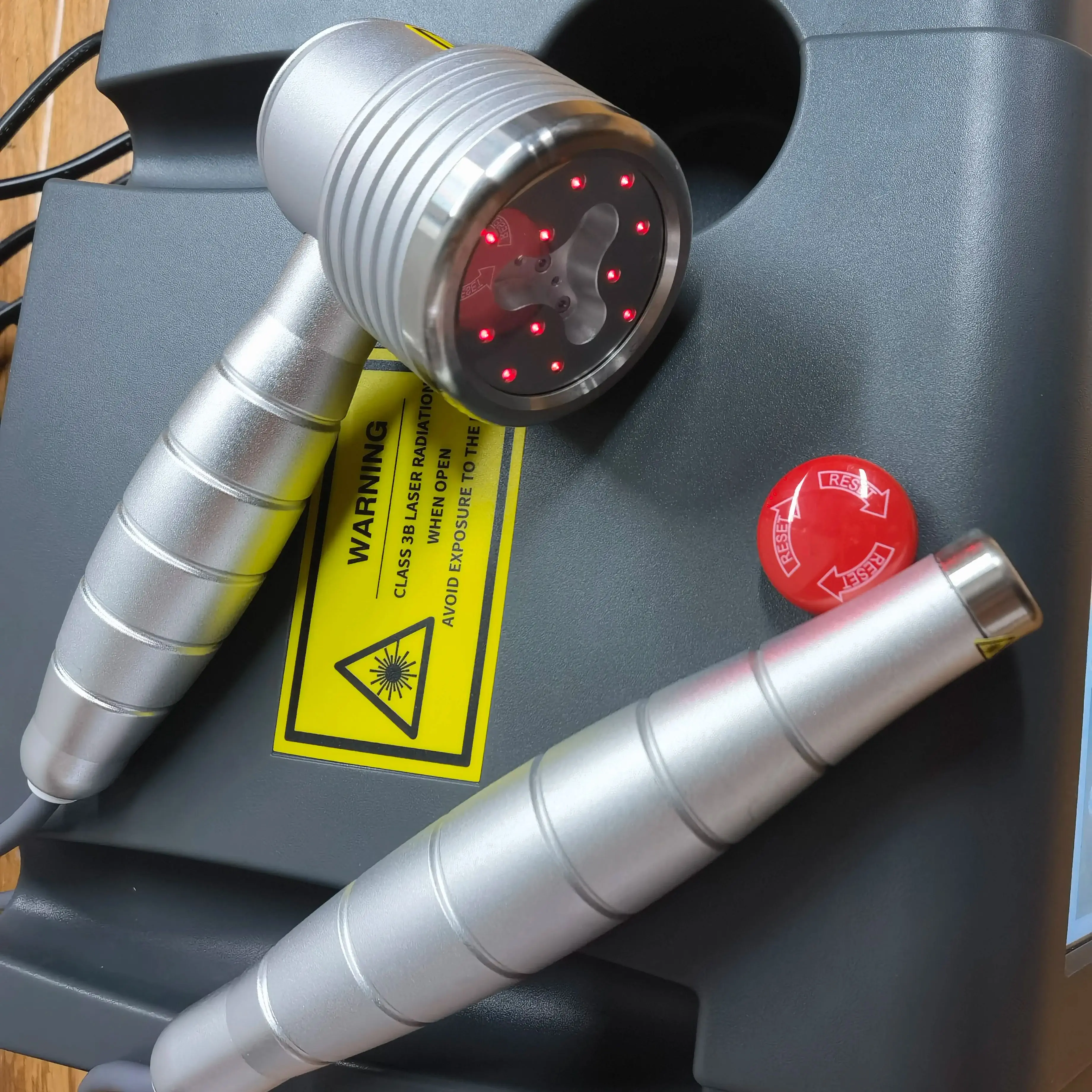 

Dual Probe Laser System Large Area for Rheumatism/Nerve Pain