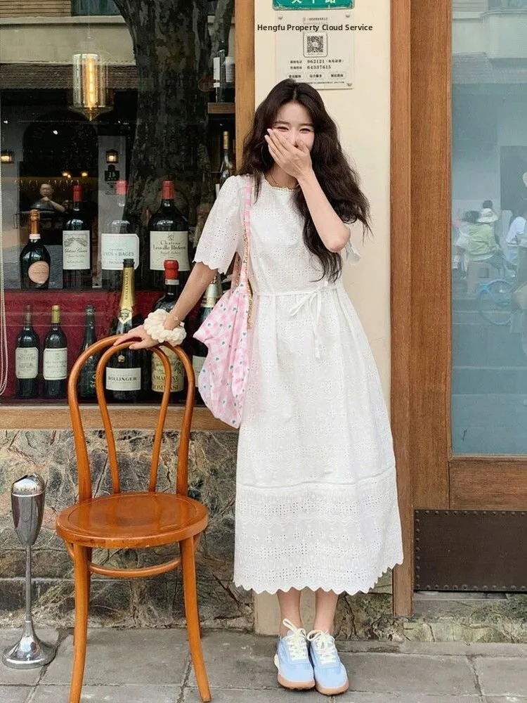 

Женское летнее платье больших размеров, белое, с вырезами, свободного кроя, с кружевом, с завышенной талией, длинная юбка, короткий рукав, круглый вырез, повседневное платье