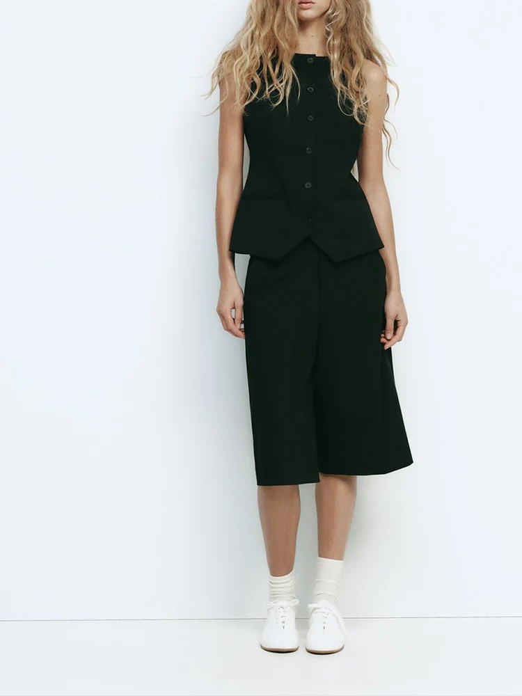 

European and American style spring new women's slim vest style sleeveless round neck casual top casual shorts suit