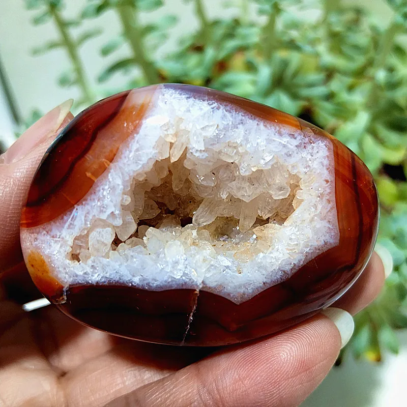 Natural Stone Red Agate Crystal Cave Meditation Spirit Exorcism Feng Shui Crystal Home Room Decoration