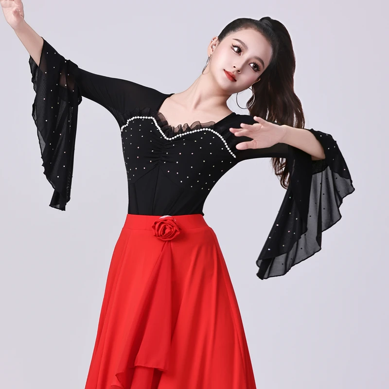 tenue-de-danse-pour-femmes-costume-de-spectacle-haut-de-danse-carree-a-manches-cloche-orne-de-diamants-moulant-et-a-manches-longues