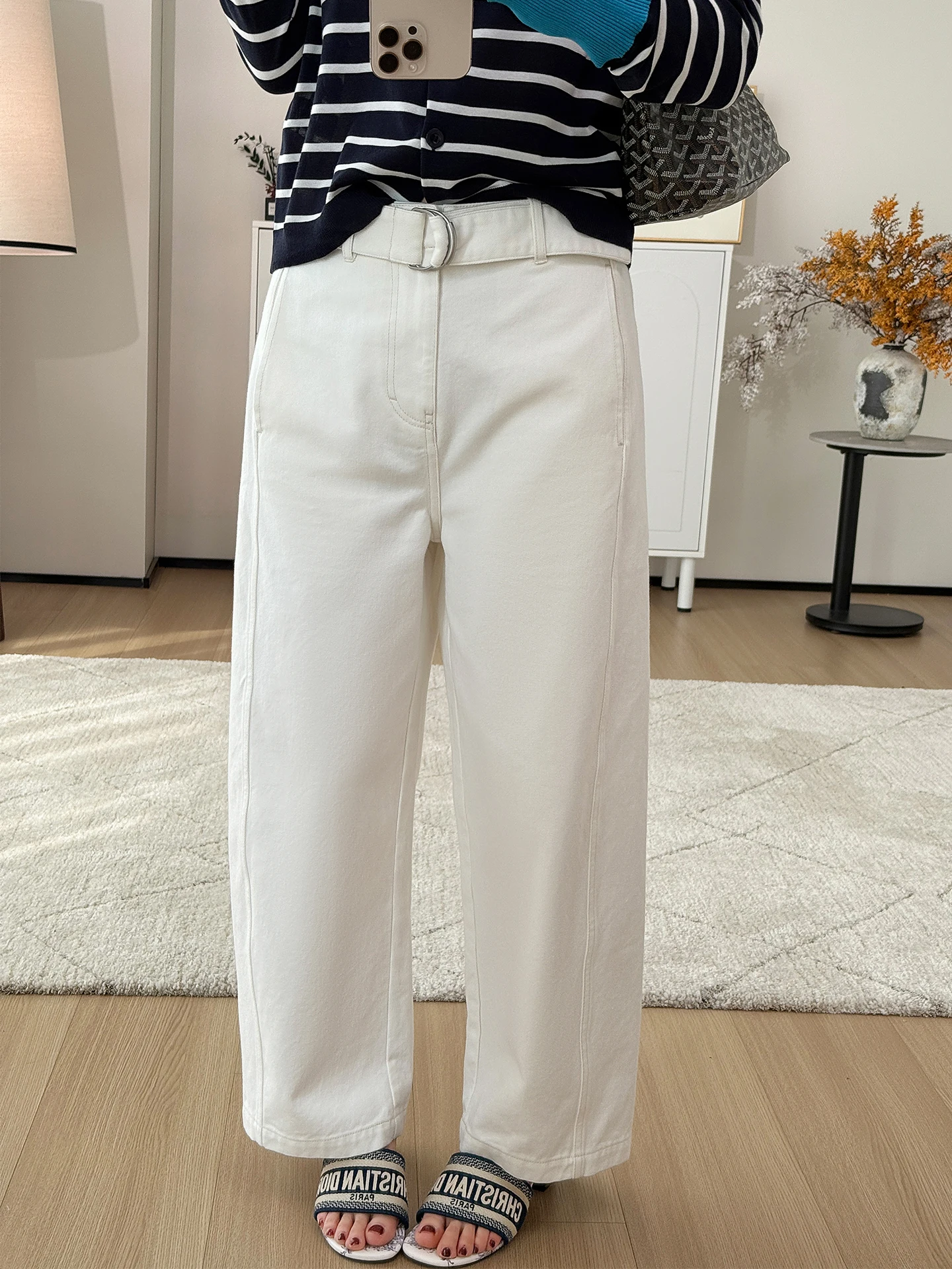 

Белые женские джинсы с высокой талией и широкими штанинами, прямые брюки с поясом, драпированные, для повседневной носки, стройнящие, из смесового хлопка