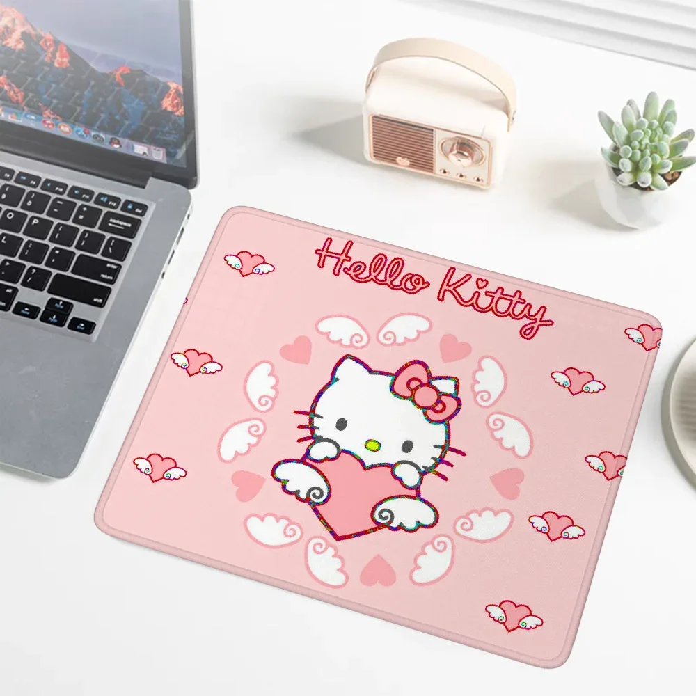 Office Small Size Hello Kitty Leather Mouse Pad Sanrio Desktop Mat Student Cartoon Computer Desk Accessories Cute Mousepad Mats