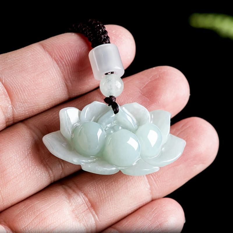 

Jia Le/ Natural Hand-carved Burmese Jade Three-dimensional Lotus Necklace Pendant Men and Women Fashionable Couple Jewelry Gift