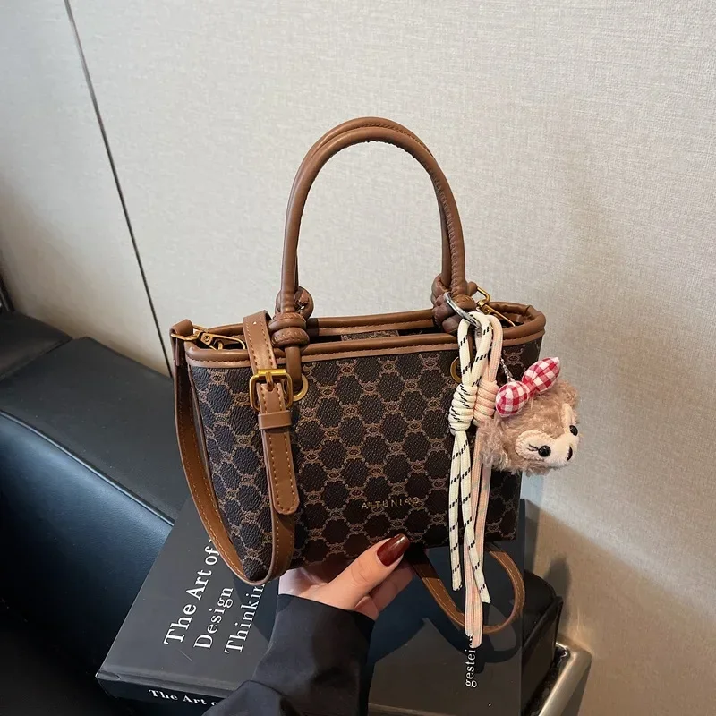 

2025 NewWomen's Quilted Bucket Crossbody Bag High-Quality Trendy Multi-Way Carry Stylish Leather Shoulder Bag for Girls