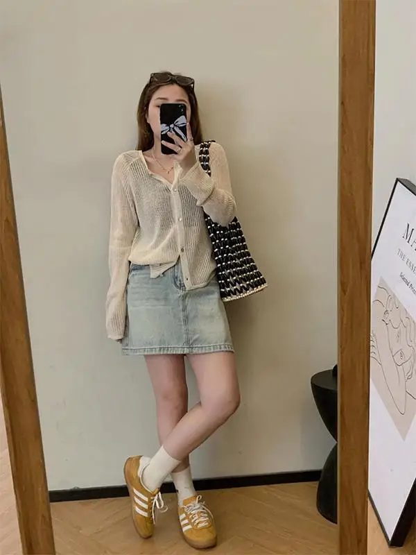

Ice Silk Knitted Light Weight Casual Cardigan Women's Summer New Sle Versatile Air Conditioned awl Outerwear Top