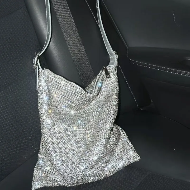 حقائب سهرة فاخرة من الماس للنساء حقيبة كتف ناعمة من حجر الراين الكريستالي حقائب يد للمتسوقين وحفلات الزفاف للسيدات