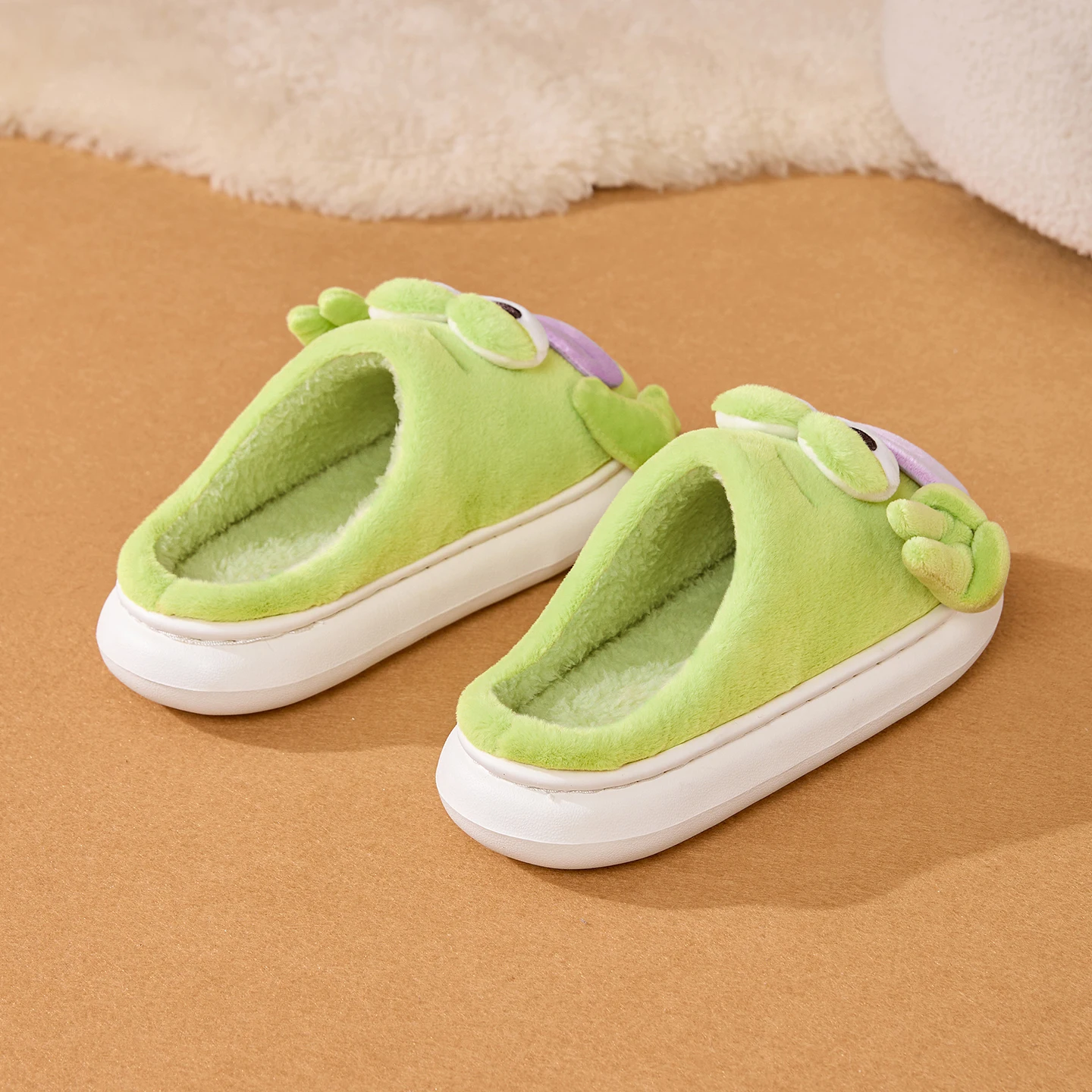 SHAJI Lazy Fish Cartoon Flauschige Plüsch-Hausschuhe Herbst Winter Niedliche Rutschfeste EVA-Sohle Warme Baumwoll-Hausschuhe für drinnen Unisex – Detail 3