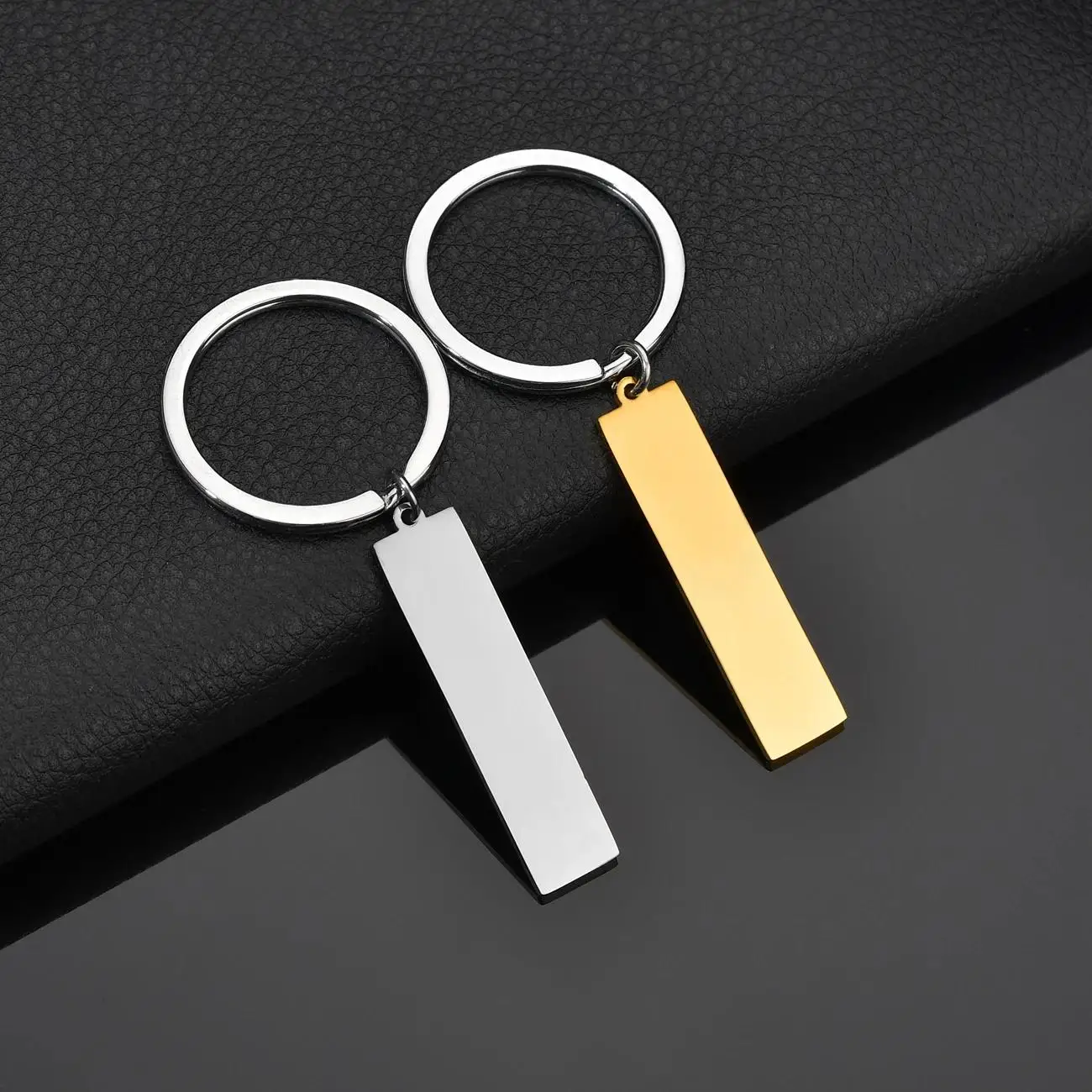 NUOBING Custom Engraved Keychain For Car Logo Name Stainless Steel Personalized Gift Customized Anti-lost Keyring Key Chain Ring