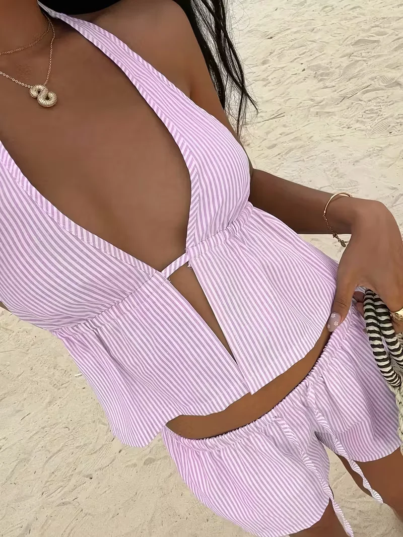 

женский летний комплект, женский летний топ-бретелька с глубоким V-образным вырезом и открытой спиной и шорты на шнурке