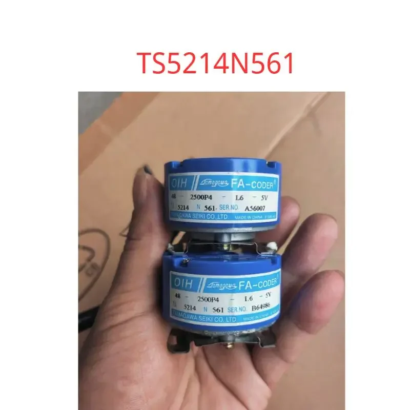 TS5214N561 48-2500P4-L6-5V Used encoder tested oK  TS5214N561 48- 2500P4 L6 5V