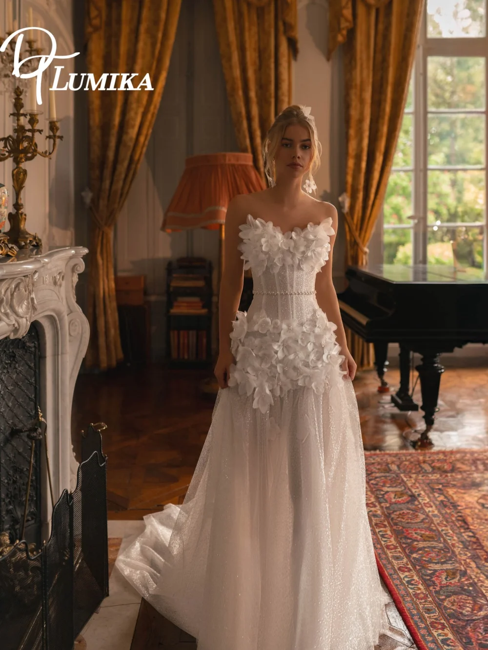 Verführerisches trägerloses 3D-Blumen-Hochzeitskleid 2026 Romantisches funkelndes Brautkleid Stilvolles bodenlanges Meerjungfrau-Brautkleid Robe De