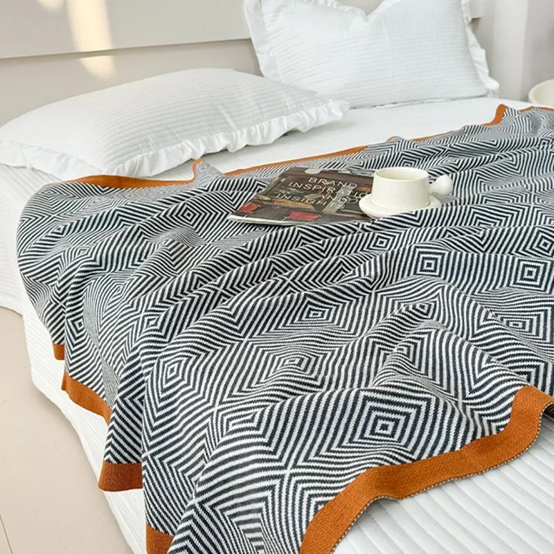 Class Airline Knitted Blanket Cotton Office Nap Bed Cover Geometry Sofa Blanket Warm Shawl Light Luxury Bedroom Bedspread Winter