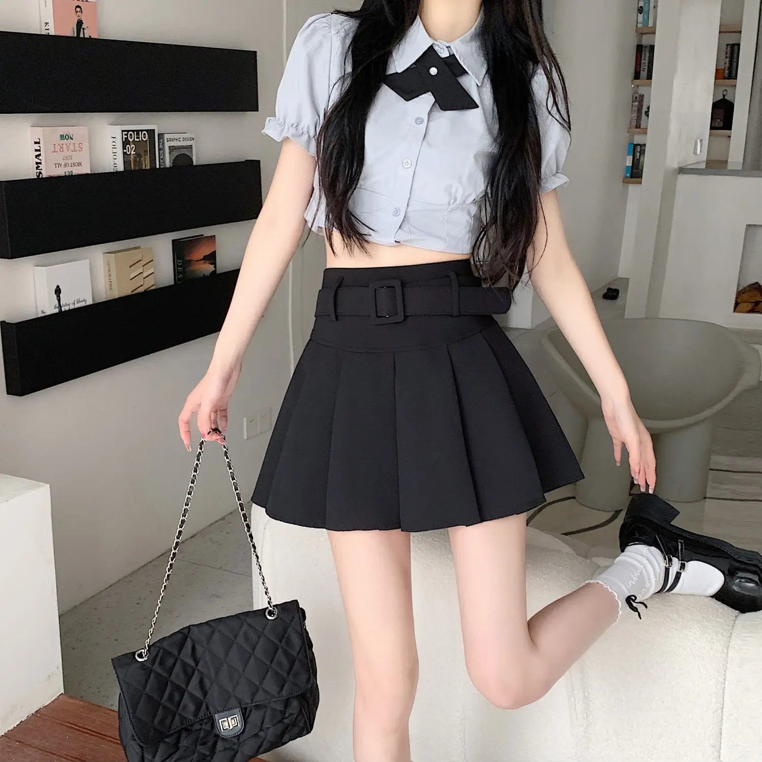 Wedbleser media falda rosa plisada verano 2025 nueva cintura alta adelgazante A-line dulce picante estilo universitario faldas cortas que abrazan la cadera