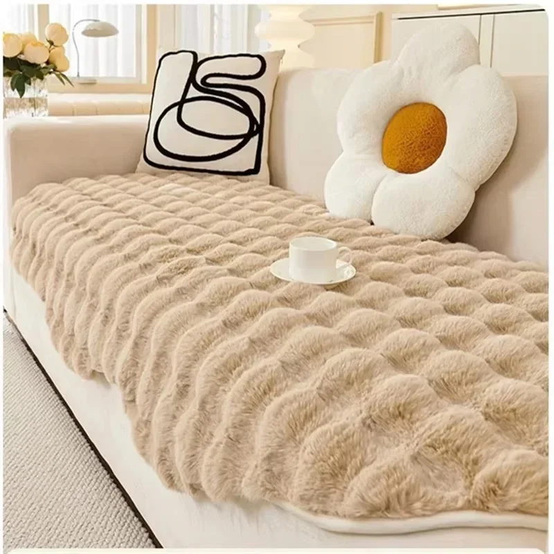 

Nordic Irregular Shaped Sofa Mat Thicken Rabbit Plush Sofa Towel Solid Color Soft Couch Cover for Living Room Sofa Decor 소파 쿠션