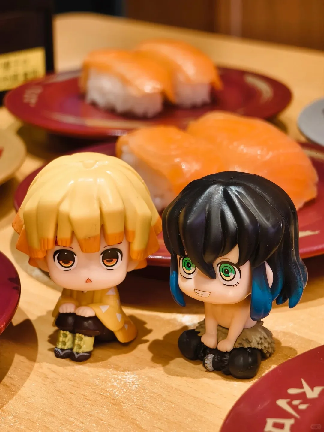 8-teiliges Set Demon Slayer Figuren, Anime Kimetsu no Yaiba Q-Version, sitzende Figuren, PVC-Modellpuppen, Geburtstagsgeschenke – Detail 4