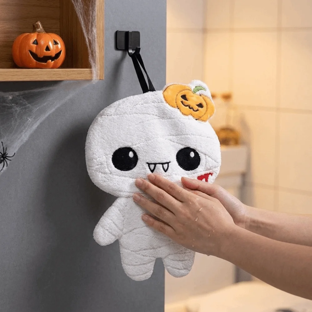 Spooky Design Halloween Mummy Handkerchief Soft Absorbent Coral Fluff Hanging Hand Towels Thickened Quick Drying Bathroom Towel