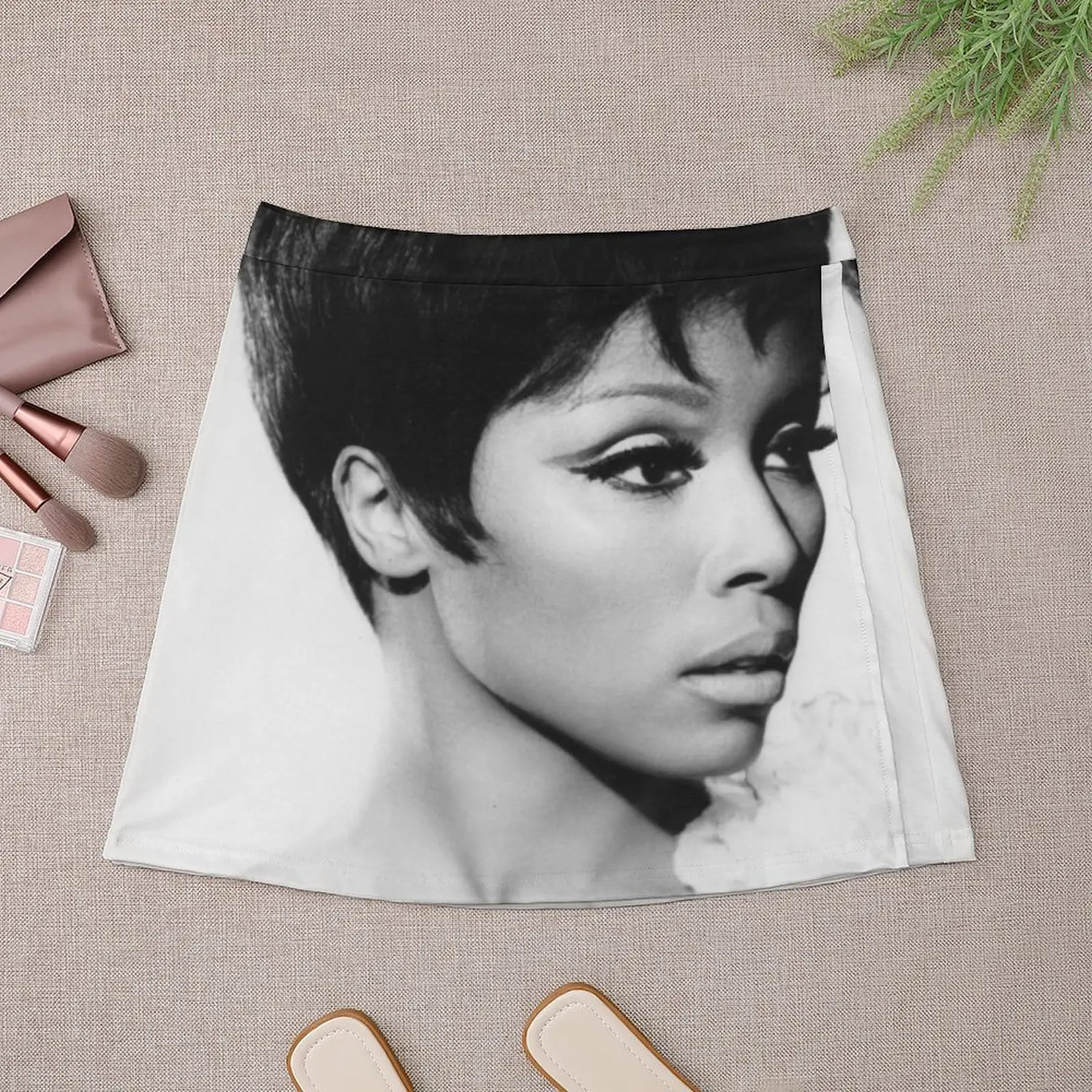 DIAHANN CARROLL T-SHIRT Minirock Koreanische Röcke Kurze Röcke bescheidene Röcke für Frauen