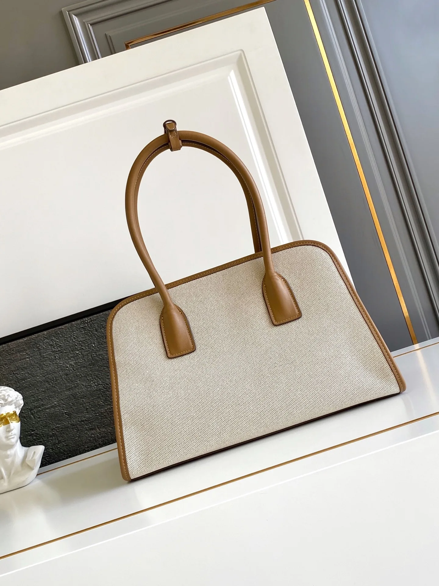 

Designer Bags Woman Luxury 2025 Spacious Famous Brand Handbag New Luxury Arrival Womens Bag For Fashion