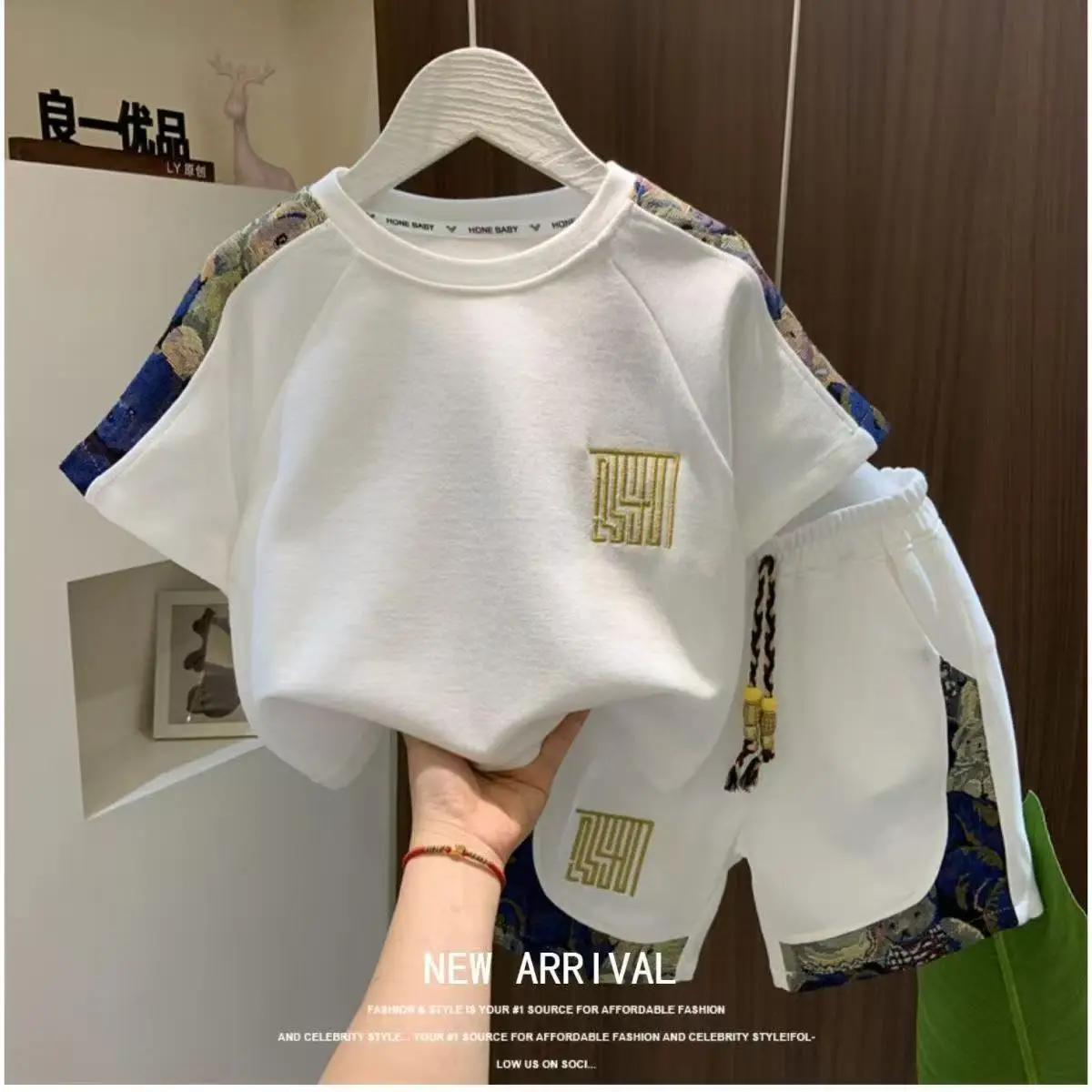 

Children's Summer Set 2026 New Boys' Baby Cool Handsome Short sleeved T-shirt Shorts Two piece Set Kids Outfits