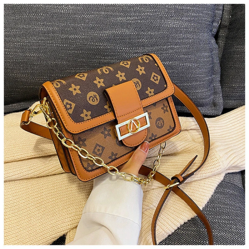 

2026Classic vintage monogram small square bag, same style messenger bag, versatile shoulder and crossbody bag