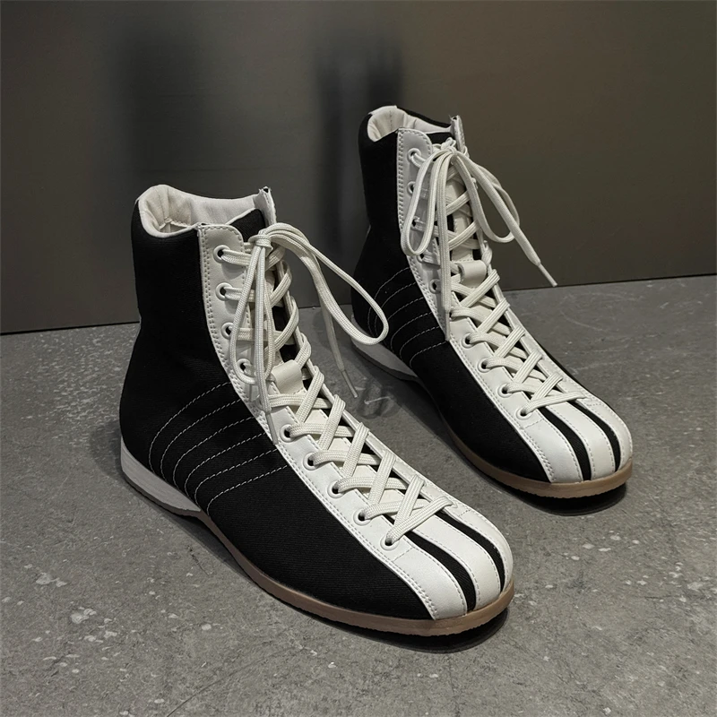 New Men Chelsea Boots Black Color Flat Heel Casual Lace-up Versatile Business Ankle Boots Outdoor Training Boots Sizes 38-46