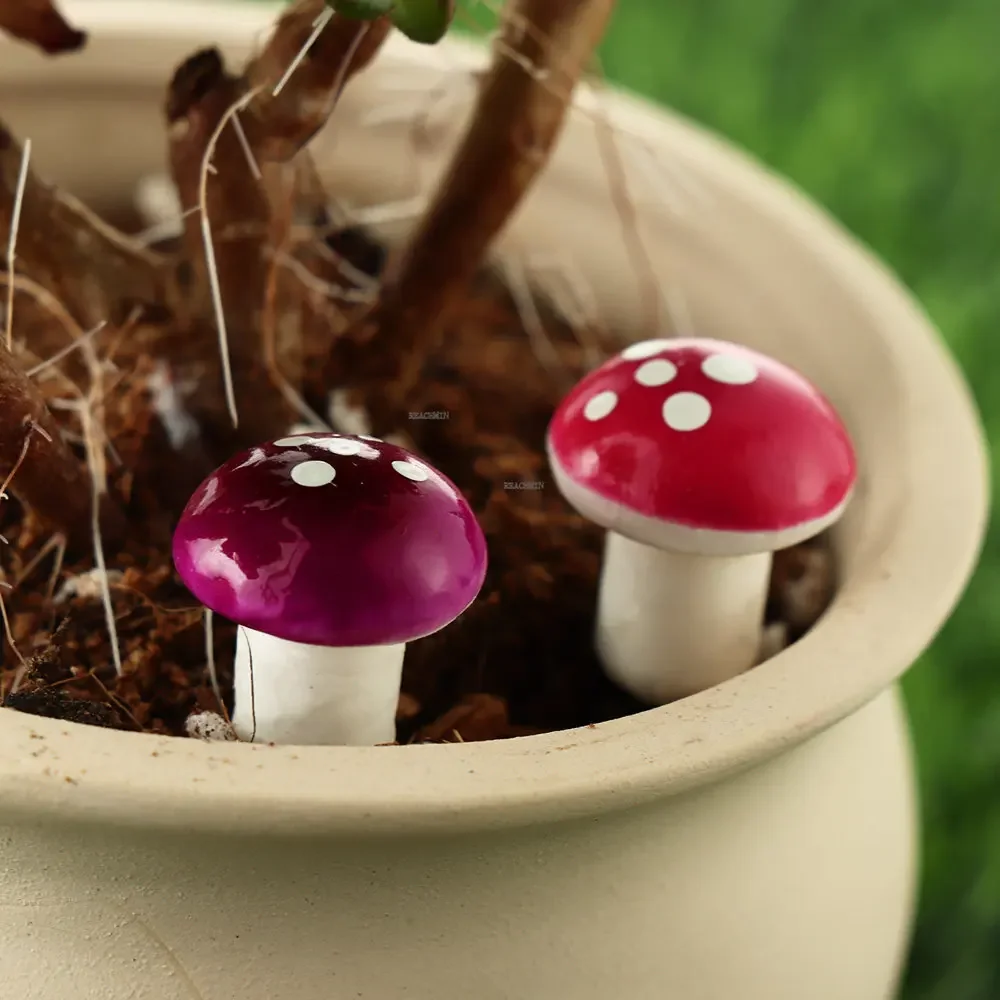 10/20PCS Mini Mushroom DIY Craft Garden Ornament Resin Artificial Foam Potted Plants Decor Moss Decoration Miniature Figurine