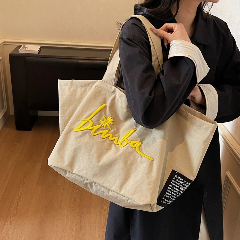 

Large Capaci Canvas Tote Bag Women's 2025 New High-End Embroidered Casual op Bag Mom Sle Commuter Bag