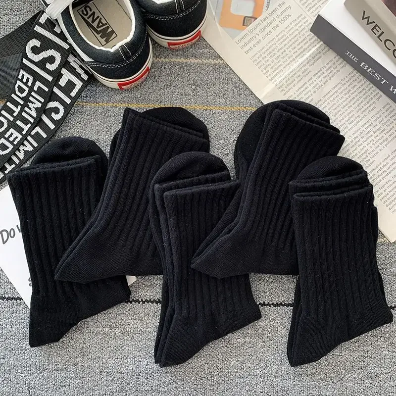 Nuevo 5 pares de calcetines cálidos blancos y negros para hombre, conjunto de calcetines cortos deportivos de Color sólido para otoño e invierno para hombre, triangulación de envíos