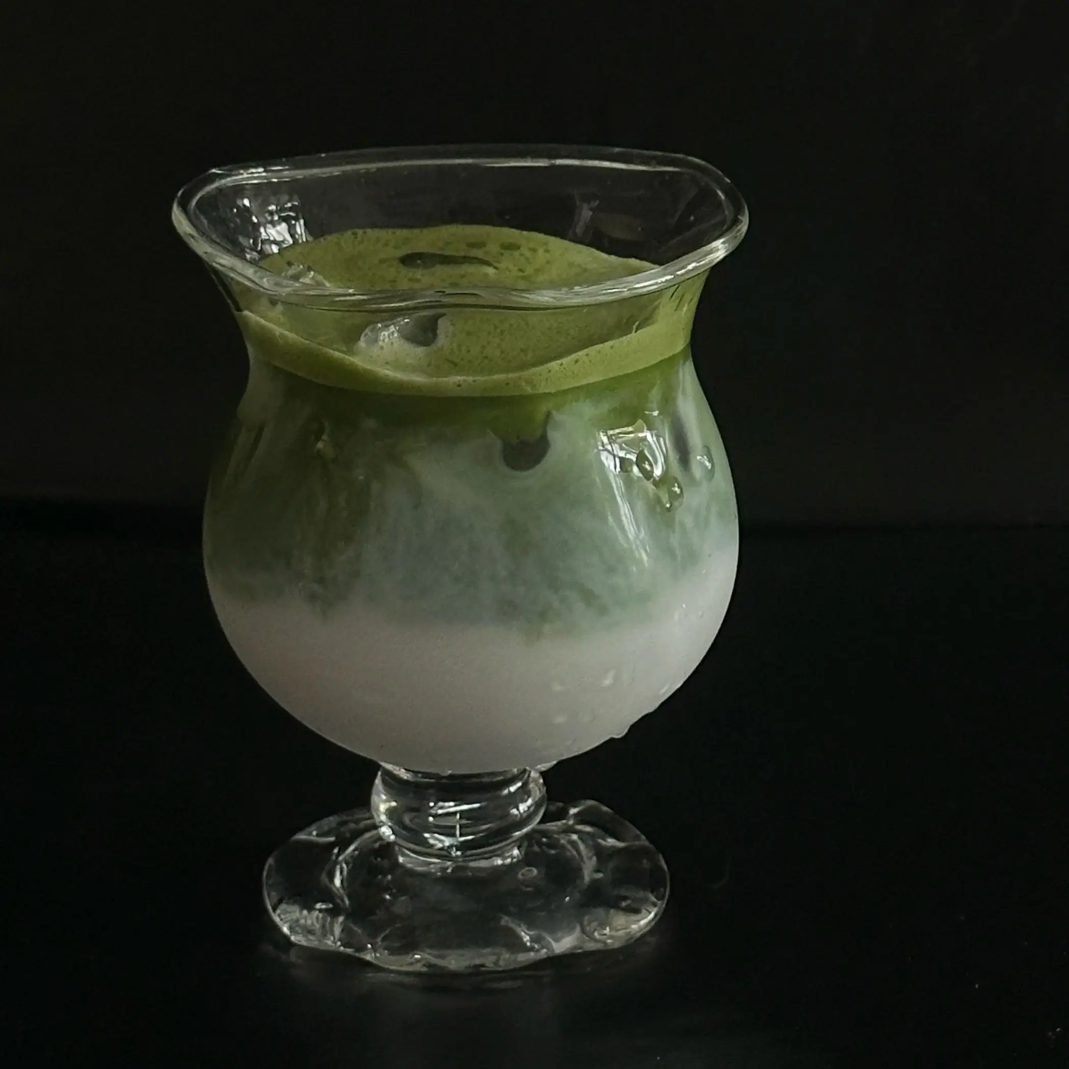 

Cute Flower Lace Goblet Glass Irregular Shaped Cup heat-resistant glass Milk Coffee Juice Champagne High Footed Cup