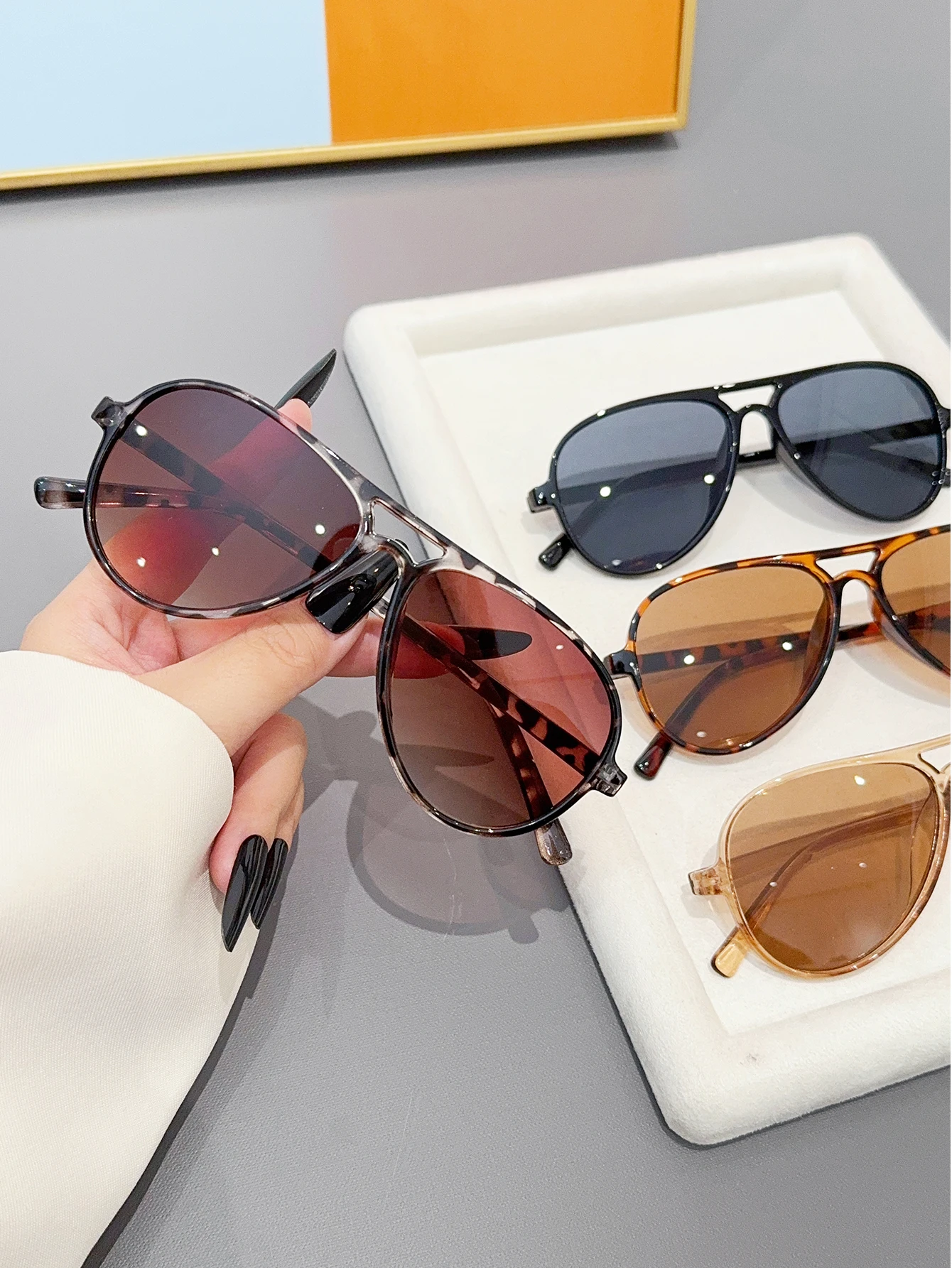 4Pcs Fashionable Oval Combination Glasses Black Glasses Tortoiseshell Glasses Fashionable Casual Basic Easiest for Match Glass