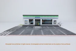 G-FANS Model 1:64 Led Light Diorama FamilyMart 711 Convenience Store Building w/Parking