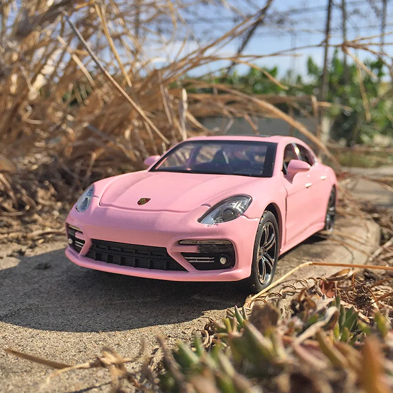 Simulación 1:32, modelo de coche de aleación Porsche Panamera, puertas y capó de motor, el maletero se puede abrir el supercoche se puede dar como regalo de cumpleaños