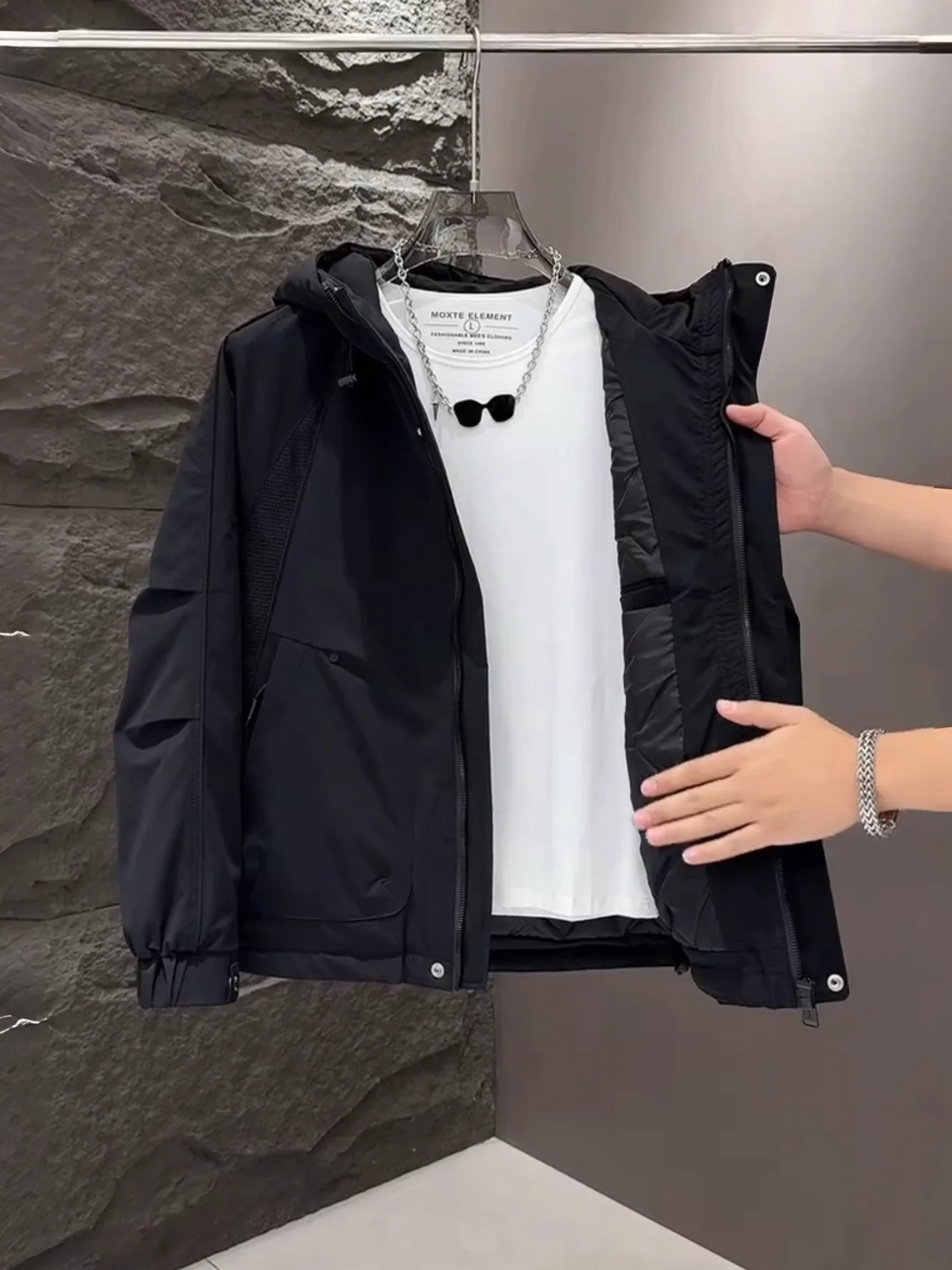 

Thiened Cotton Jaet Men's Outdoor Autumn Winter New Sle Hooded Warm Windproof Workwear Coat Casual Loose Fit Polyester