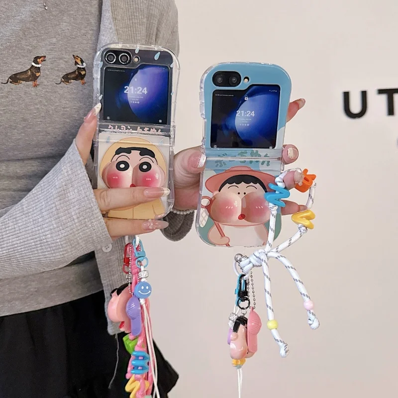 

Kawaii Cute Cartoon Funny Big Head Crayon Shin-Chan snot Boochan Folding Phone Case For Samsung Z Flip 3 4 5 6 7 pendant Cover