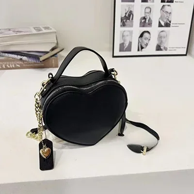 2024 Autumn New European and American Fashion Classic Logo Heart-shaped Bag Old Color Handbag Shoulder Bag Trend C Brand