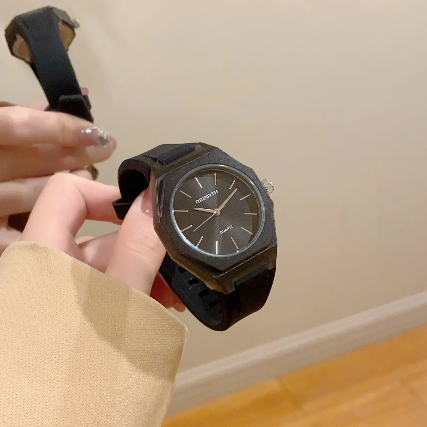 Modische Sport-Armbanduhr mit Silikonarmband, Analoger Quarzmechanismus, Schlichte Skala, Damen-Armbanduhren, Lässige Unisex-Uhren, Studenten- und Paaruhren – Detail 12