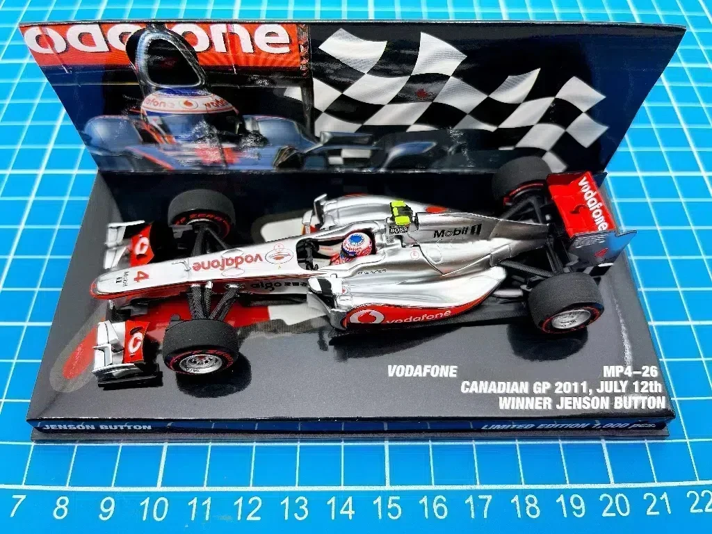 

Minichamps 1:43 F1 MP4-26 2011 Jenson Button Canada Simulation Limited Edition Смола Метал Статическая Модель Автомобиля Игрушка в подарок