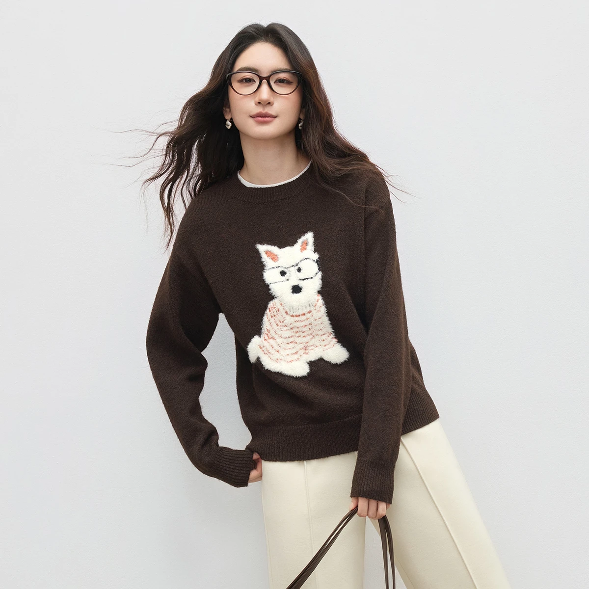 SENTUBILA Women's Pullover 2025 Autumn Contrast Color Dog Jacquard O-Neck Sweater Loose Fit Casual Ladies Jumpers W54EE4236