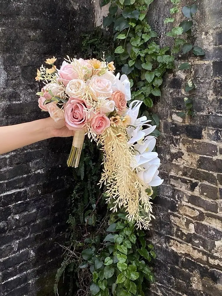 Ramo de flores de PU para novia, flor de dama de honor, gota de agua de lirio, cascada, fotografía, boda, nuevo