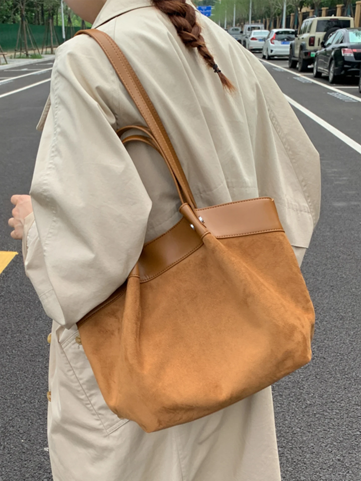 متجمد فو الجلد المدبوغ سعة كبيرة حمل حقيبة مطوي عادية الربط حقيبة كتف للمرأة شتاء جديد ركاب البني المحفظة