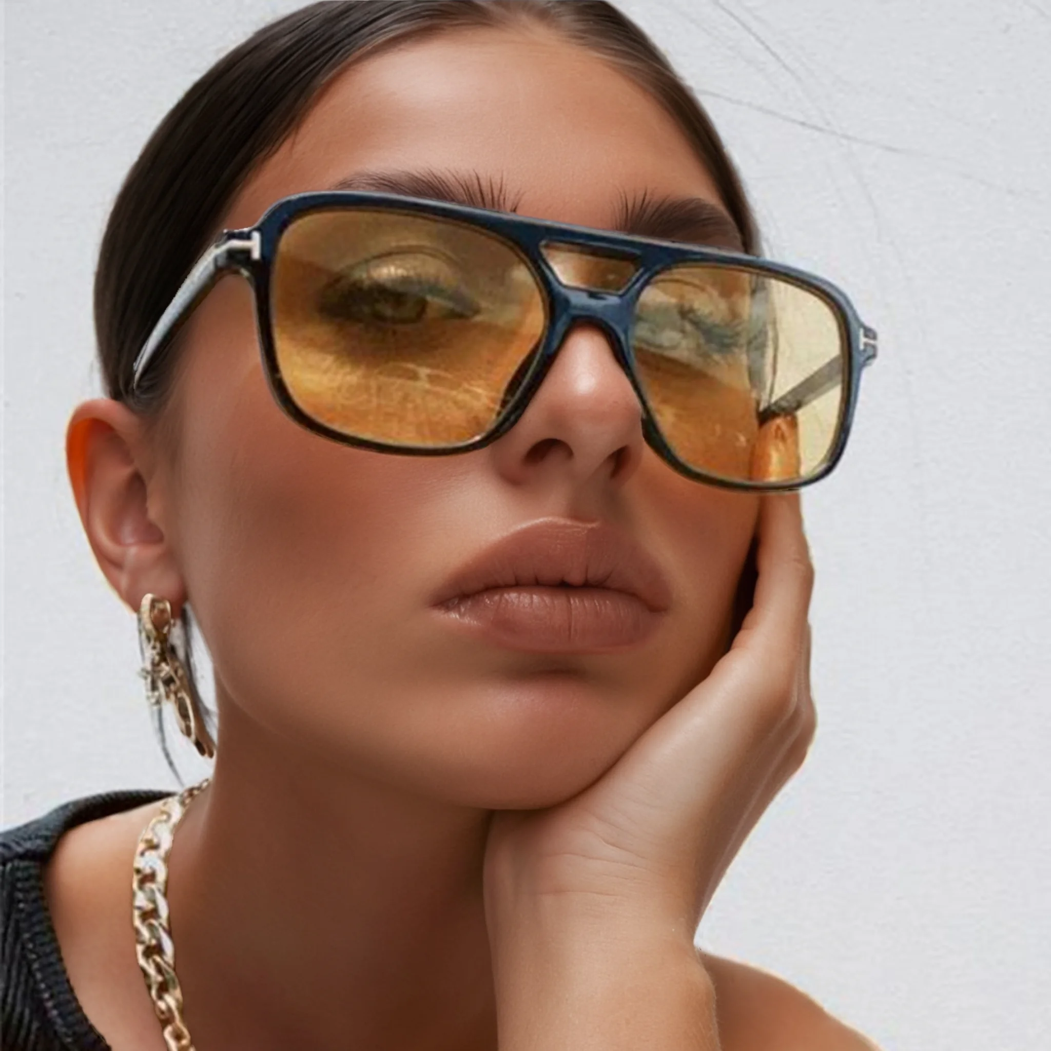 

Vintage Oversized Sunglasses Fashion Men Women Square Shades Eyewear Trendy Ins Popular Brand Design UV400 Sun Glasses